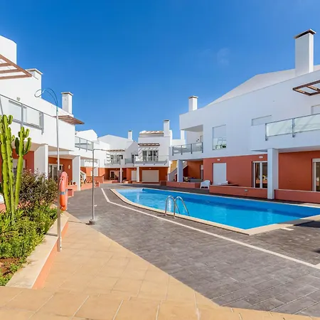 Casa Sienna, Burgau