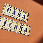 Casa Sienna, アパート
